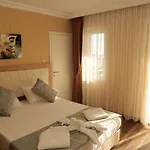 Merveille Suit Hotel